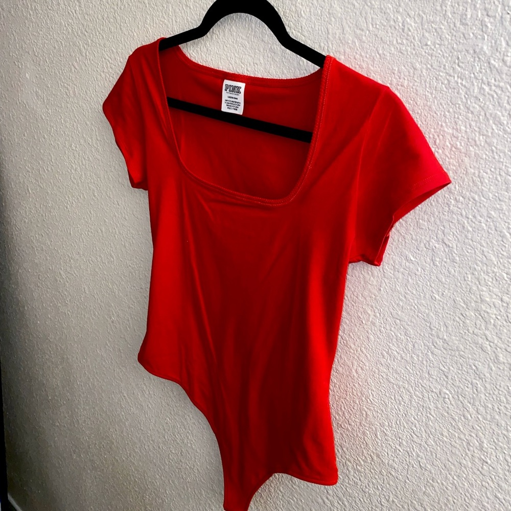 PINK by Victorias Secret Red T-Shirt Thong Bodysuit - Size Large